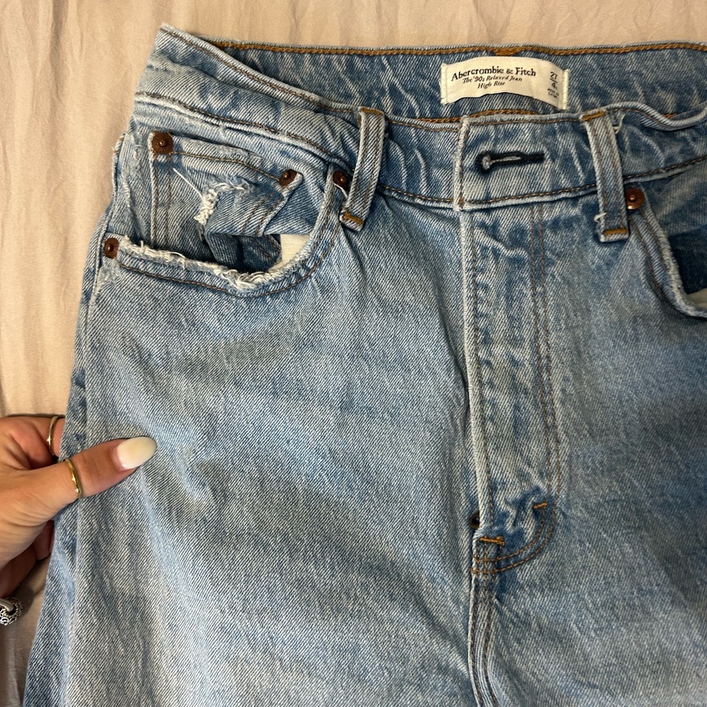 abercrombie jeans